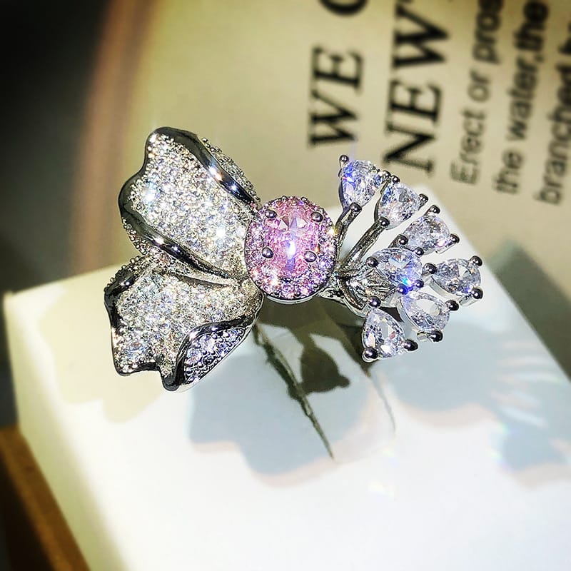 Sparkling Petal Ring (Adjustable)