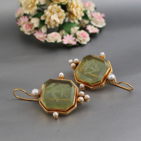 Charm - Green Pearl Earrings