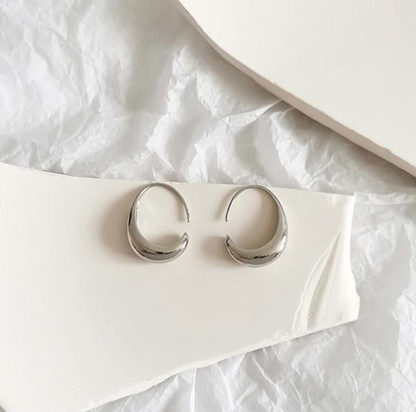 Stylish Gold Hoop Earrings