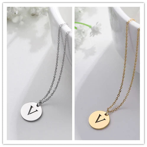 Elegant Gold Letter Pendant Necklace